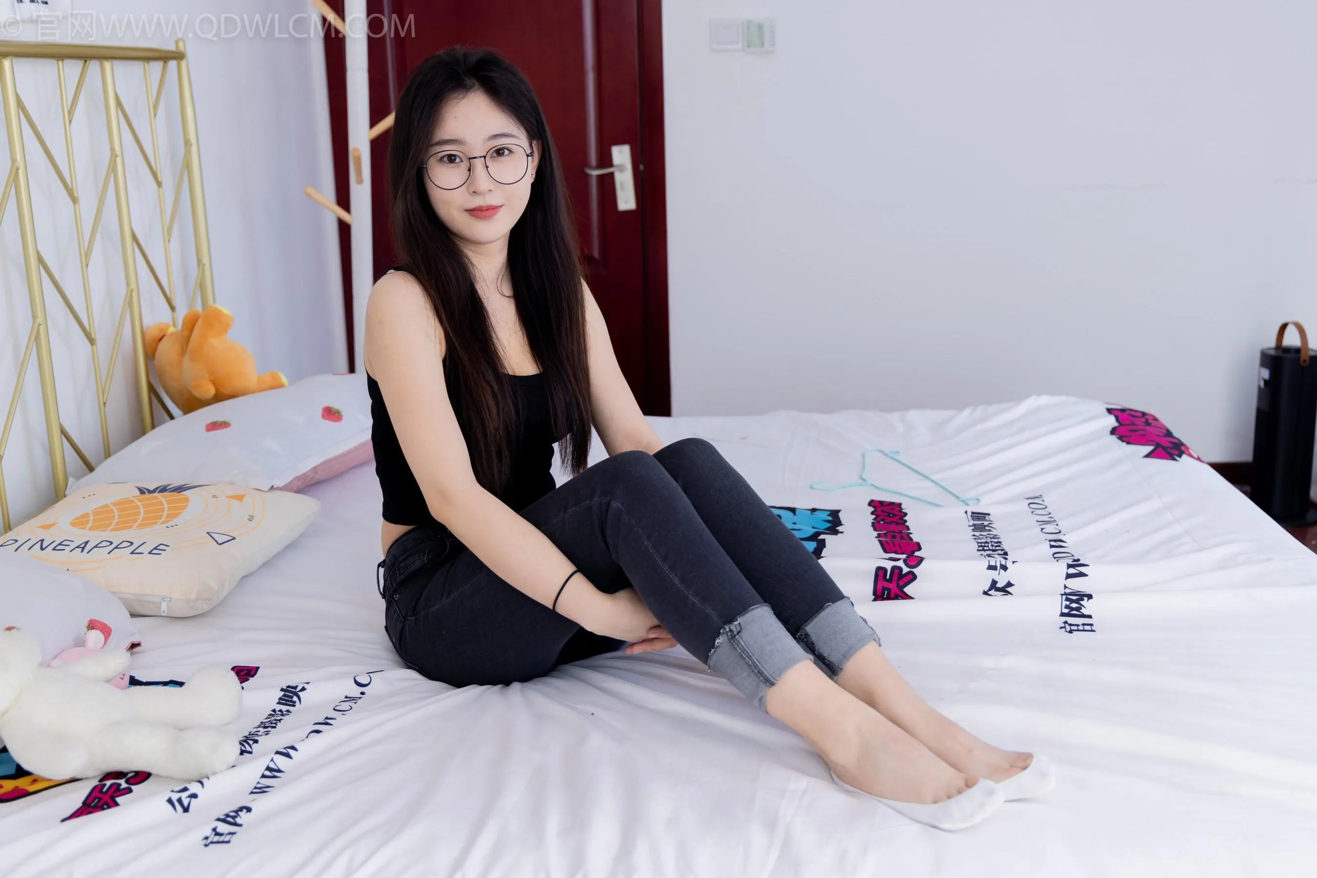 物恋传媒 NO.1497 美兔-春雨绵绵 [151P]插图9